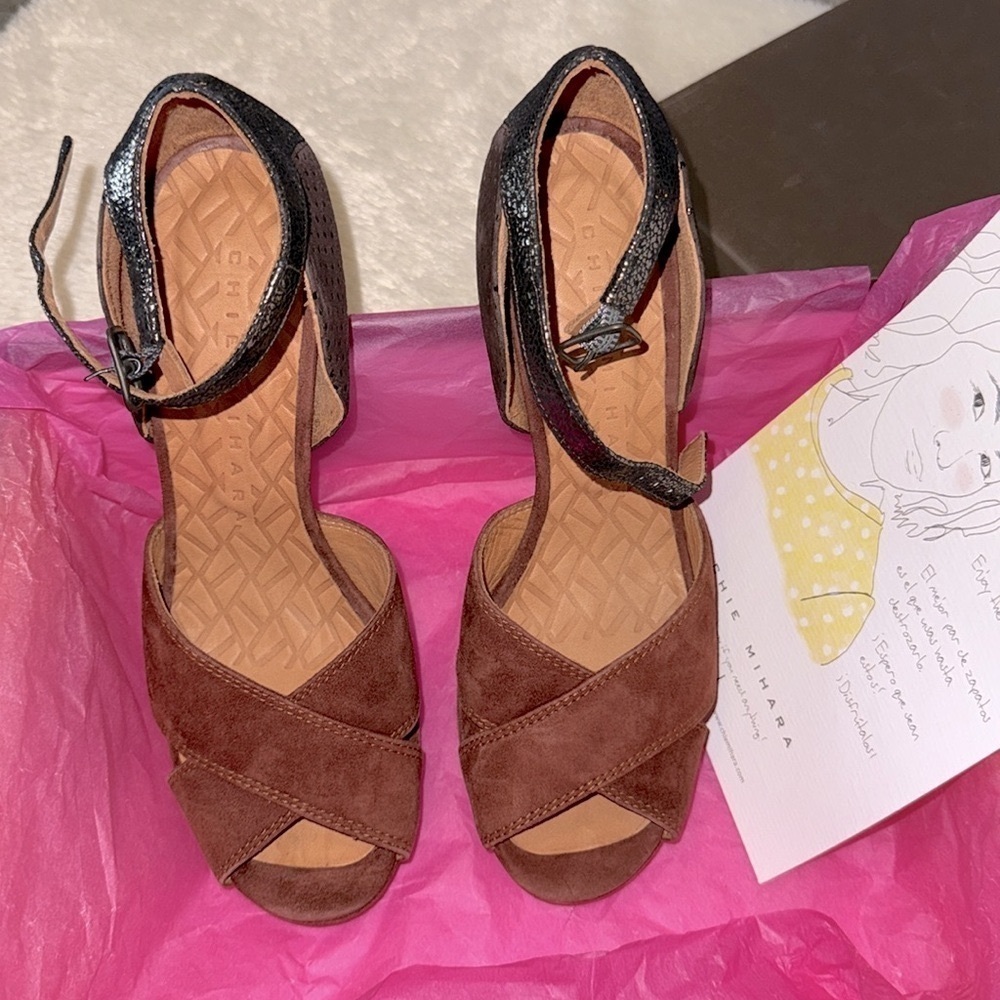 nib Chie Mihara ‘Besito’ Suede Platform Heel Sandals in Brown, size 8 - Picture 4 of 6